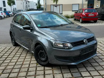 Gebraucht VW Polo Trendline 69 PS (50 kW) 2011 Grau Kleinwagen