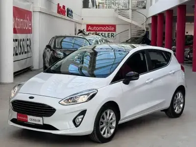 Usata Ford Fiesta Titanium 176 CV (129 kW) 2018 Bianco Utilitaria