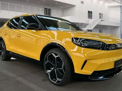 Usata Ford Capri Premium 250 kW (340 CV) 2025 Giallo SUV