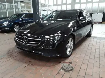 Brugt Mercedes E300 Avantgarde 306 HK (225 kW) 2022 Sort Sedan