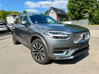 Gebraucht Volvo XC90 235 PS (172 kW) 2019 Osmium grey metallic / metalli SUV