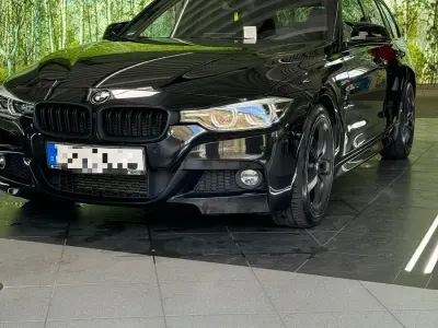 Gebraucht BMW 320 M Sport 190 PS (139 kW) 2019 Schwarz Kombi