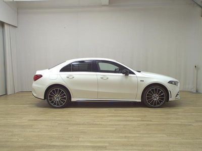 Gebraucht Mercedes A250 AMG line 218 PS (160 kW) 2020 Weiss Limousine