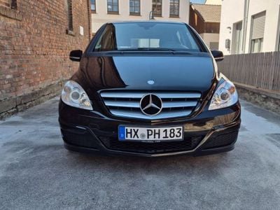 Mercedes B180