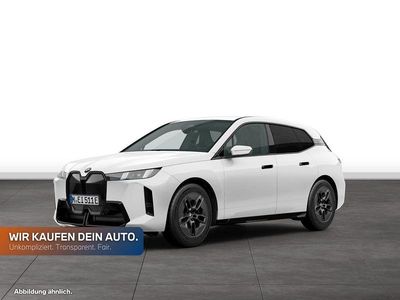 Gebraucht BMW iX M Sport 300 kW (408 PS) 2025 Alpinweiss SUV