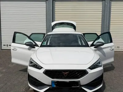 Gebraucht Cupra Leon 300 PS (220 kW) 2021 Weiß Limousine