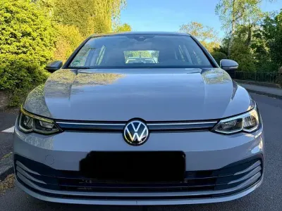Gebraucht VW Golf VIII Life 116 PS (85 kW) 2022 Grau Limousine