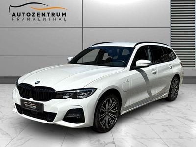 BMW 330e
