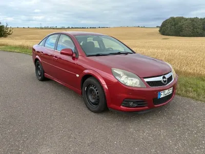 Gebraucht Opel Vectra 250 PS (183 kW) 2006 Rot Limousine
