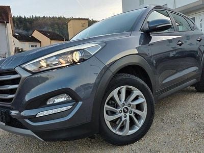 Grau Gebraucht 2018 Hyundai Tucson SUV | 16.900 € (Guter Preis)