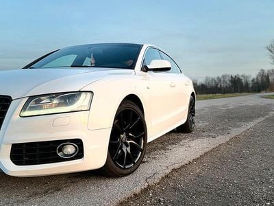 Weiß Gebraucht 2011 Audi A5 Limousine | 8.200 € (Fairer Preis)