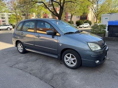 Suzuki Liana