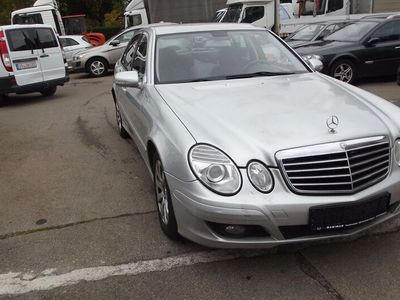 Mercedes E220