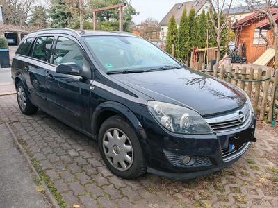 Gebraucht Opel Astra 116 PS (85 kW) 2009 Schwarz Kombi