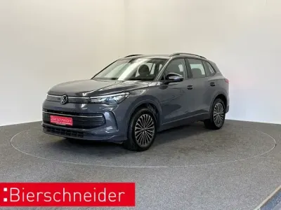 Gebraucht VW Tiguan Goal 150 PS (110 kW) 2025 Grau SUV