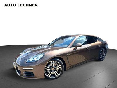 Porsche Panamera 4S