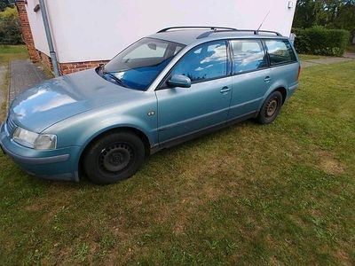Gebraucht VW Passat 110 PS (80 kW) 1998 Grün Kombi