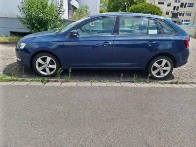 Gebraucht Skoda Rapid Cool Edition 90 PS (66 kW) 2018 Blau Kleinwagen
