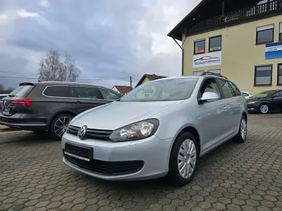Gebraucht VW Golf VII Trendline 105 PS (77 kW) 2012 Silber Kombi