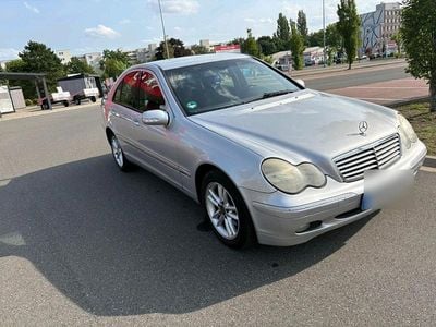 Mercedes C220