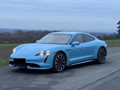Blau Gebraucht 2020 Porsche Taycan Turbo Limousine | 72.600 € (Fairer Preis)