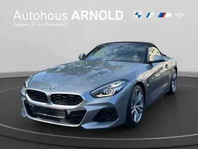 Gebraucht BMW Z4 Sport Line 197 PS (144 kW) 2025 Skyscraper grau Cabrio