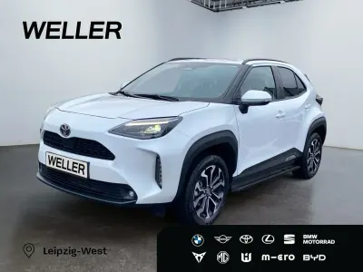 Neu Toyota Yaris Cross 131 PS (96 kW) 2026 Weiss SUV