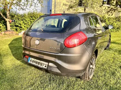 Gebraucht Fiat Bravo 90 PS (66 kW) 2010 Grau Kleinwagen