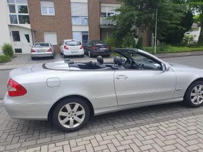 Gebraucht Mercedes CLK200 Avantgarde 183 PS (134 kW) 2007 Silber Cabrio