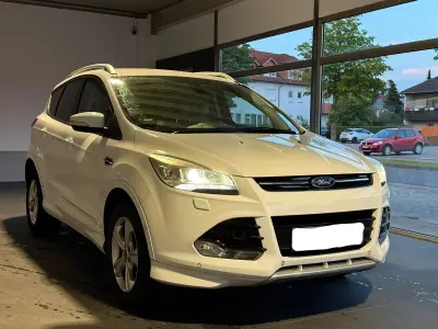 Gebraucht Ford Kuga Sport 150 PS (110 kW) 2015 Weiß SUV