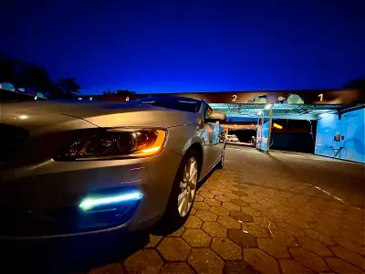 Używany Volvo V60 181 KM (133 kW) 2014 Srebrny Kombi
