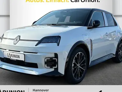 Usata Renault R5 Iconic 110 kW (150 CV) 2026 Nero Utilitaria