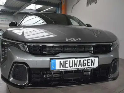Neu Kia K4 GT-Line 116 PS (85 kW) 2026 Grau Limousine