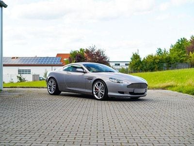 Aston Martin DB9