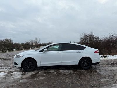 Usata Ford Mondeo 160 CV (117 kW) 2015 Bianco Berlina