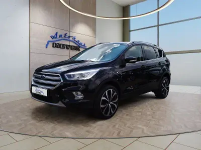 Gebraucht Ford Kuga Titanium 150 PS (110 kW) 2019 Schwarz SUV