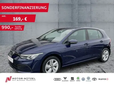 Gebraucht VW Golf VIII Basis 90 PS (66 kW) 2021 Atlantic blue metallic Limousine
