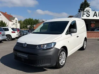 Gebraucht VW Caddy 75 PS (55 kW) 2022 Weiß Van / Kleinbus