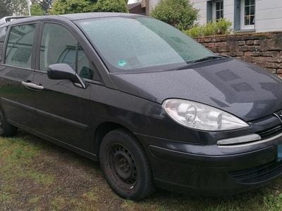 Peugeot 807