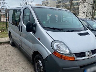 gebraucht Renault Trafic Transporter mit Sitze