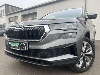 Graphitegrau Gebraucht 2022 Skoda Karoq Style SUV | 27.860 € (Guter Preis)