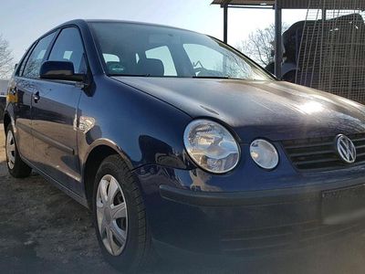 Gebraucht VW Polo 64 PS (47 kW) 2003 Blau Kleinwagen