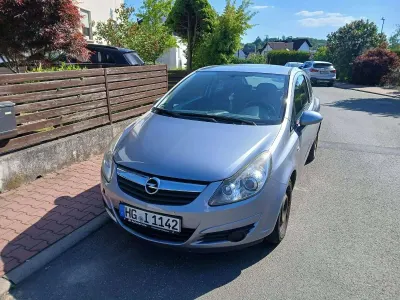 Używany Opel Corsa 80 KM (58 kW) 2008 Srebrny Hatchback