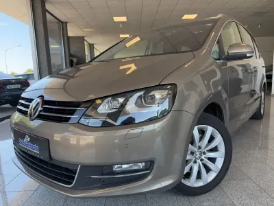 Gebraucht VW Sharan Highline 184 PS (135 kW) 2017 Pyramid gold metallic Van / Kleinbus
