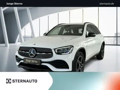 Gebraucht Mercedes GLC300e AMG line 306 PS (225 kW) 2021 Polarweiß uni SUV