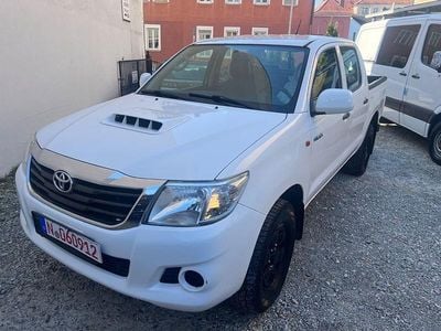 Gebraucht Toyota HiLux 144 PS (105 kW) 2013 Weiß Pickup