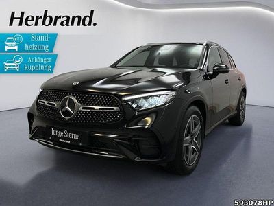 Gebraucht Mercedes GLC300 AMG 258 PS (189 kW) 2024 Metalliclack obsidianschwarz SUV