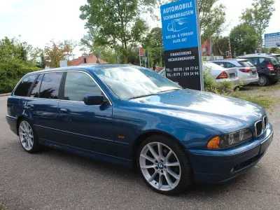 Gebraucht BMW 525 163 PS (119 kW) 2001 Blau Kombi