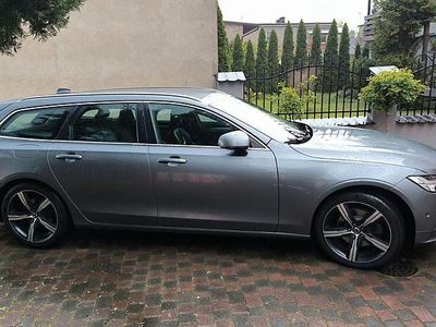 Gebraucht Volvo V90 Momentum 150 PS (110 kW) 2018 Grau Kombi