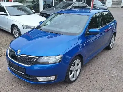 Gebraucht Skoda Rapid Elegance 86 PS (63 kW) 2014 Andere Kleinwagen